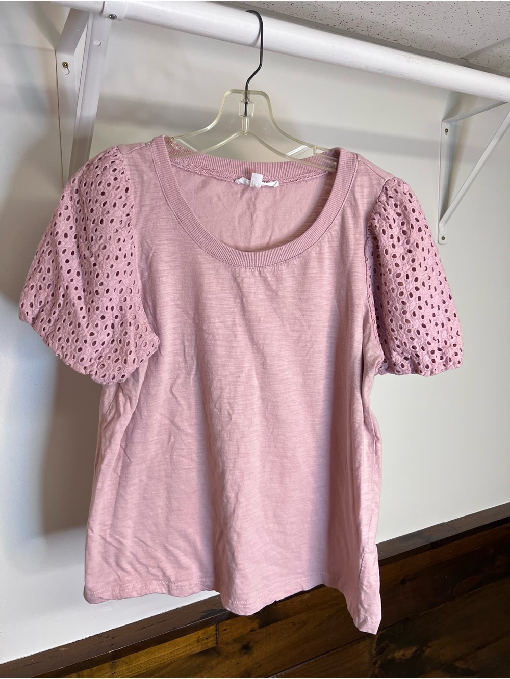 Jane & Delancey Eyelet Puff Sleeve Tee in Pink- M